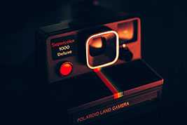 南京八旬老人自学榫卯技艺，已自制400多件“鲁班锁”暗榫玩具