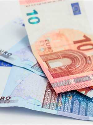 十一月最不缺喜悦，满目阳光，事业兴起的三个生肖，光景大好